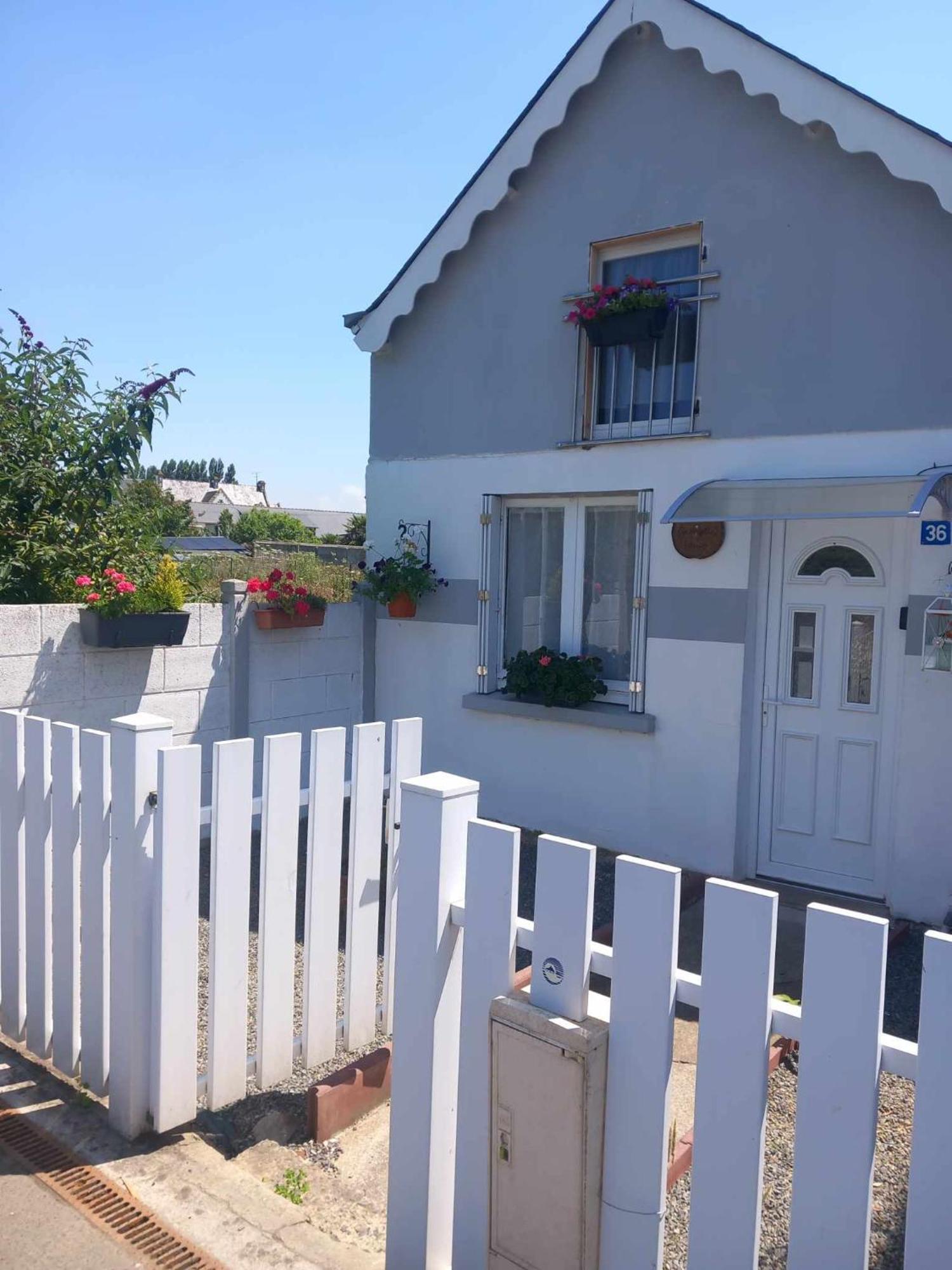 Gite The Georgette House Villa Pontorson Bagian luar foto